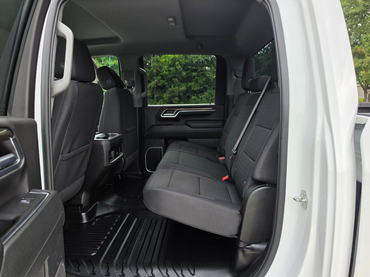 Chevrolet Silverado 3500HD LT Crew Cab 4WD 2024