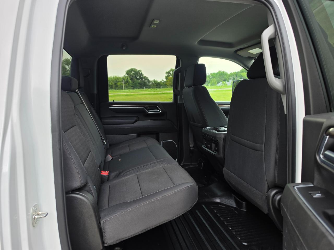 Chevrolet Silverado 3500HD LT Crew Cab 4WD 2024