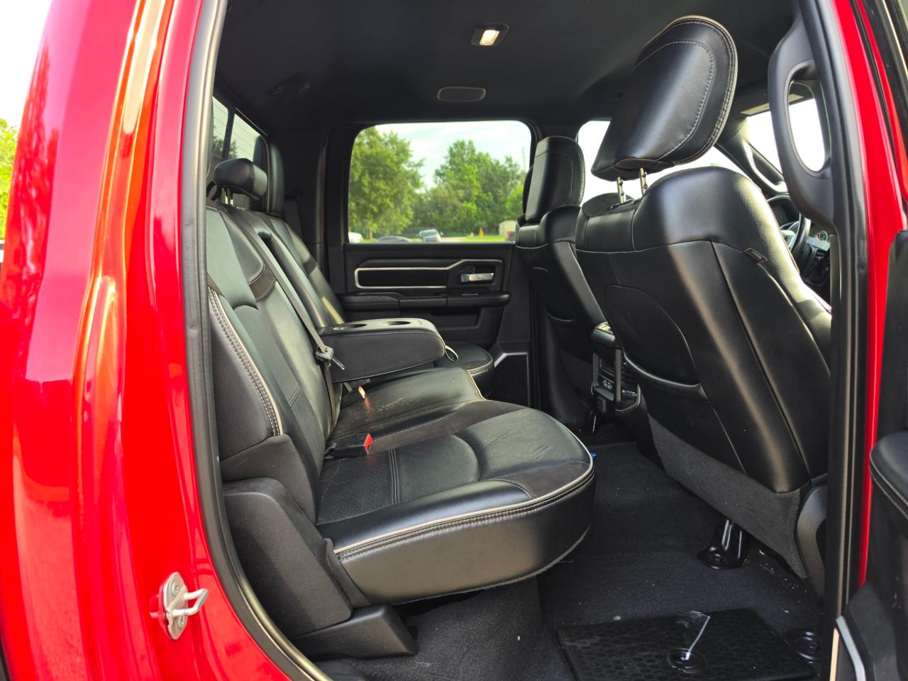 RAM 2500 Laramie Crew Cab SWB 4WD 2023