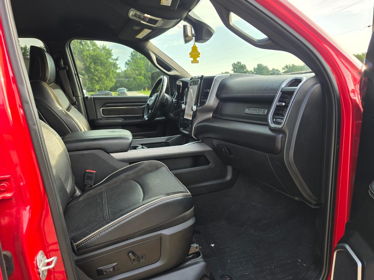 RAM 2500 Laramie Crew Cab SWB 4WD 2023