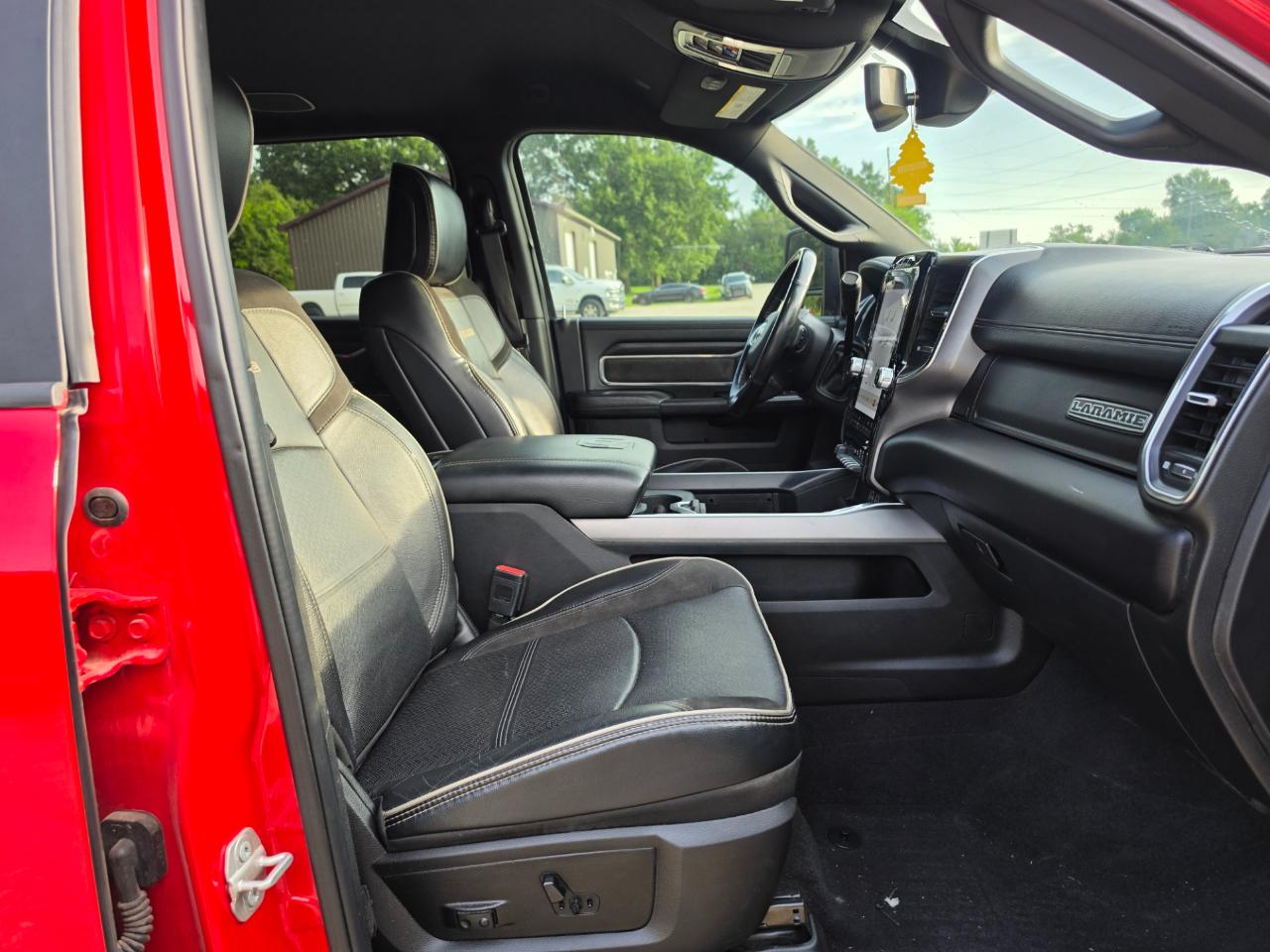 RAM 2500 Laramie Crew Cab SWB 4WD 2023