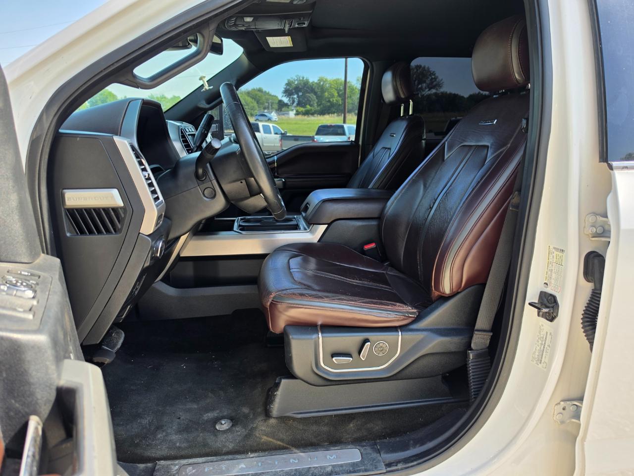 Ford F-350 SD Platinum Crew Cab Long Box 4WD 2017