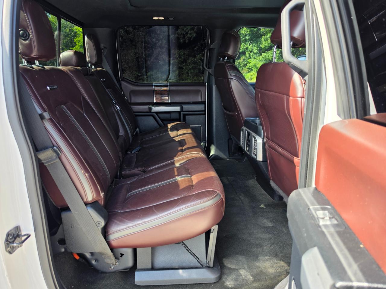 Ford F-350 SD Platinum Crew Cab Long Box 4WD 2017