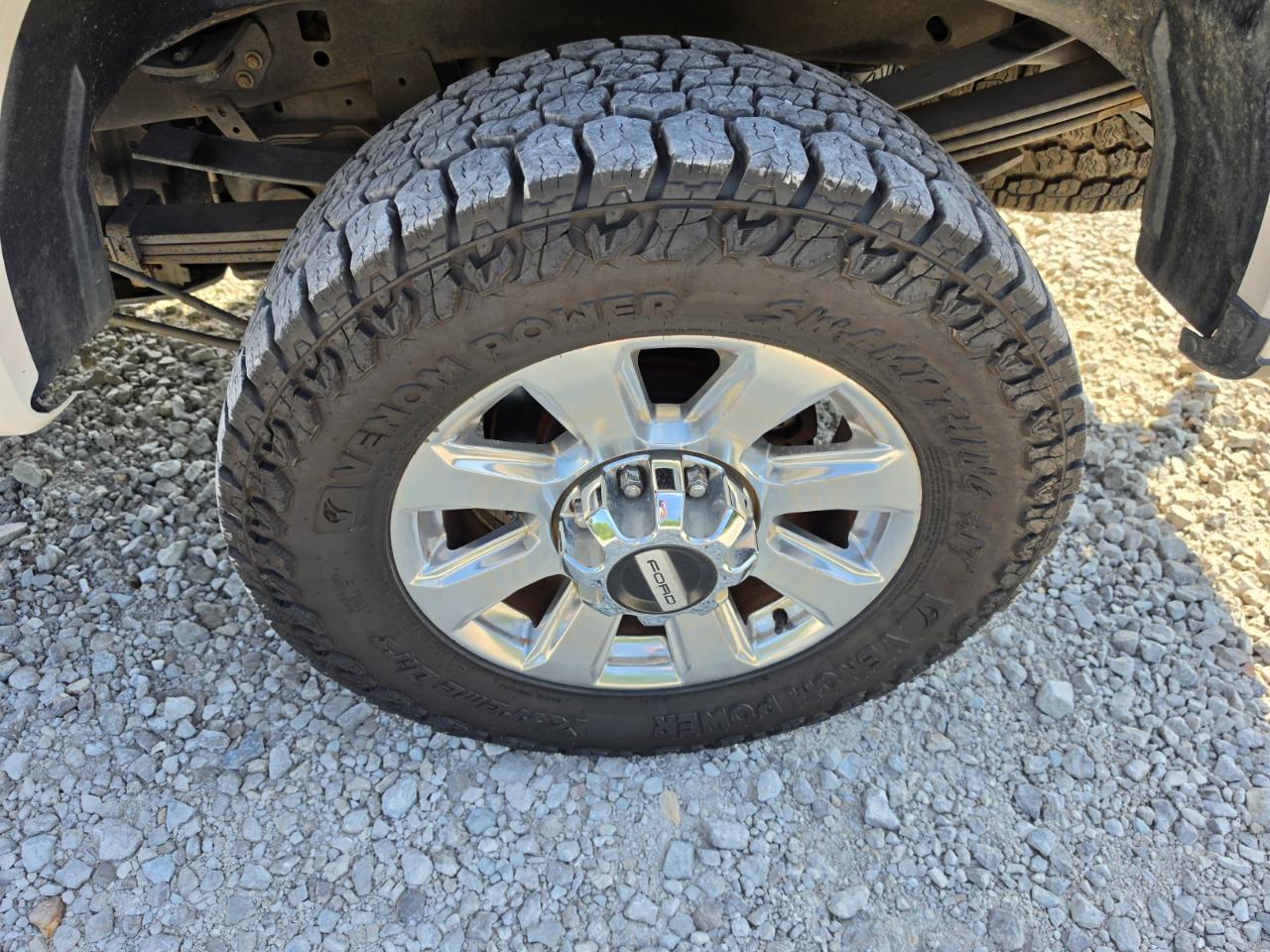 Ford F-350 SD Platinum Crew Cab Long Box 4WD 2017