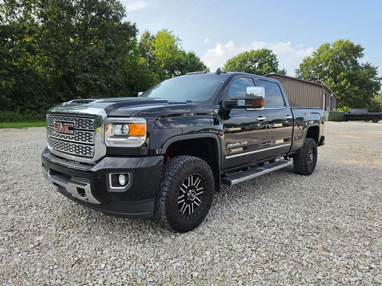 2018 GMC Sierra 2500HD Denali Crew Cab 4WD