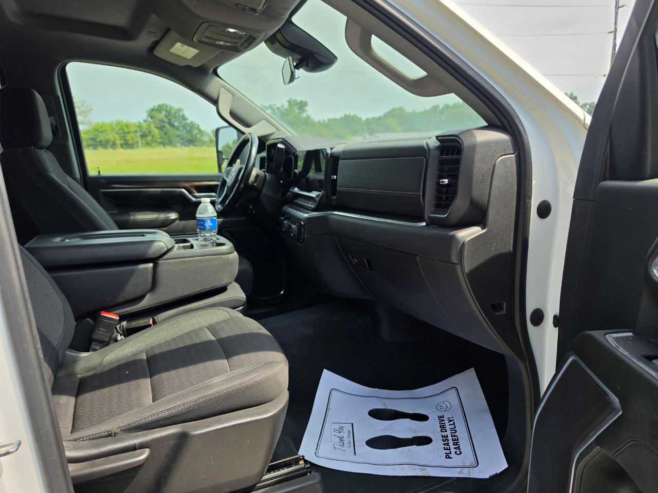 Chevrolet Silverado 2500HD LT Crew Cab 4WD 2024