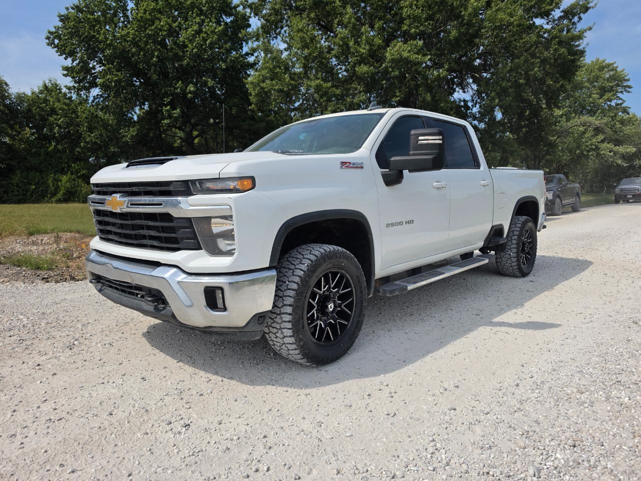 2024 Chevrolet Silverado 2500HD LT Crew Cab 4WD