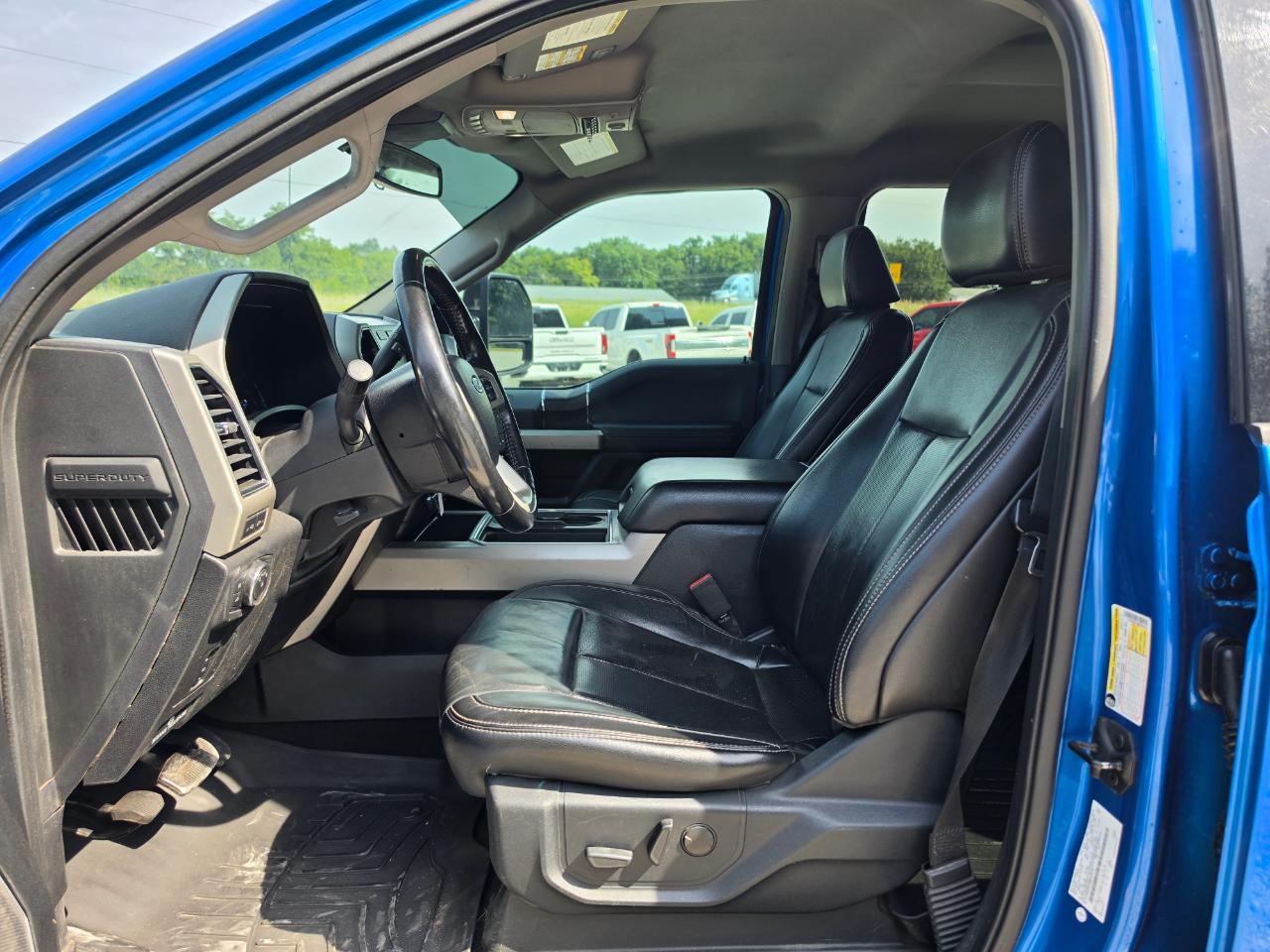 Ford F-350 SD Lariat Crew Cab 4WD 2021