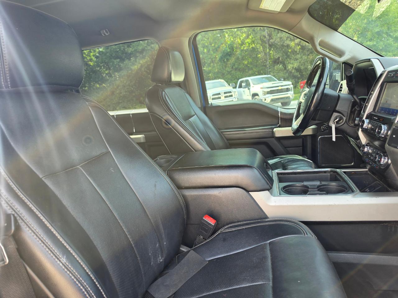 Ford F-350 SD Lariat Crew Cab 4WD 2021