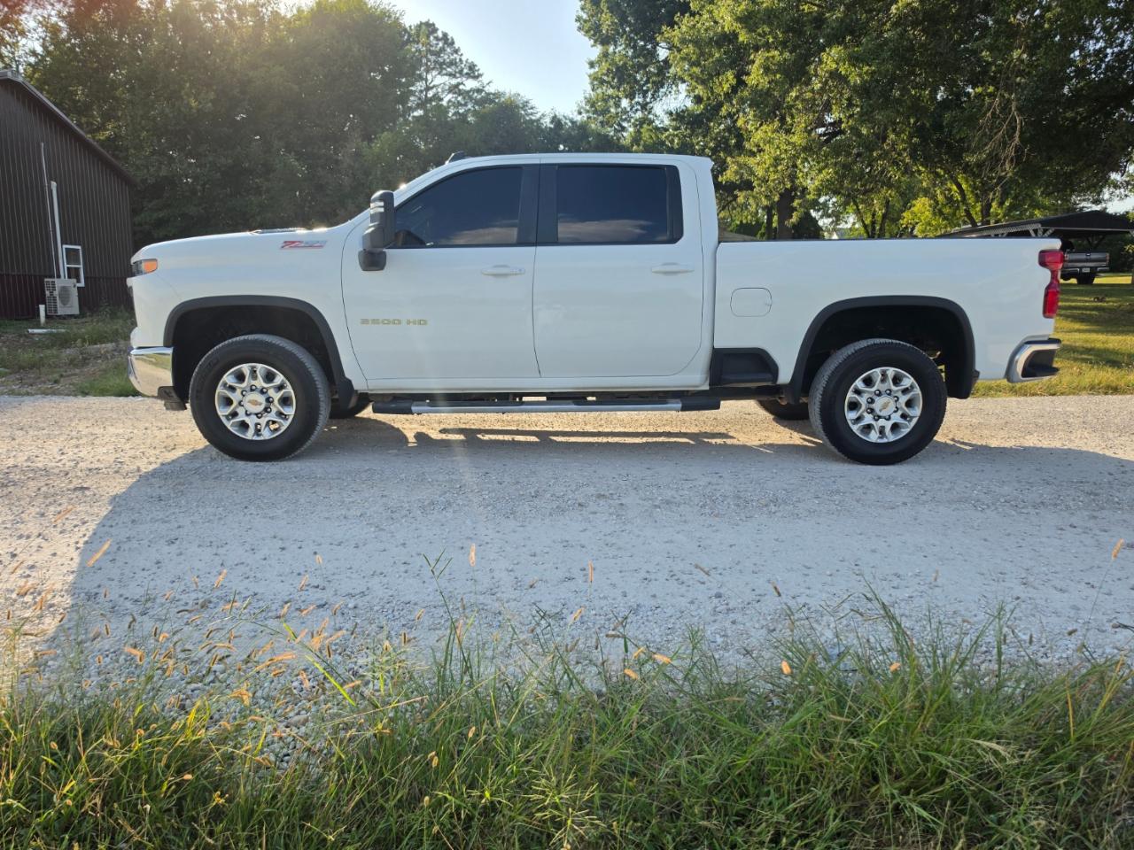 Chevrolet Silverado 2500HD LT Crew Cab 4WD 2025