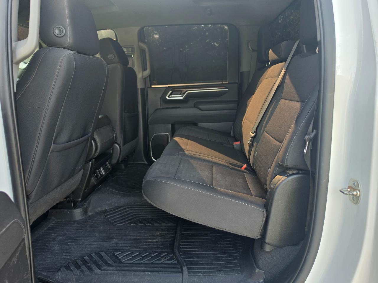 Chevrolet Silverado 2500HD LT Crew Cab 4WD 2025