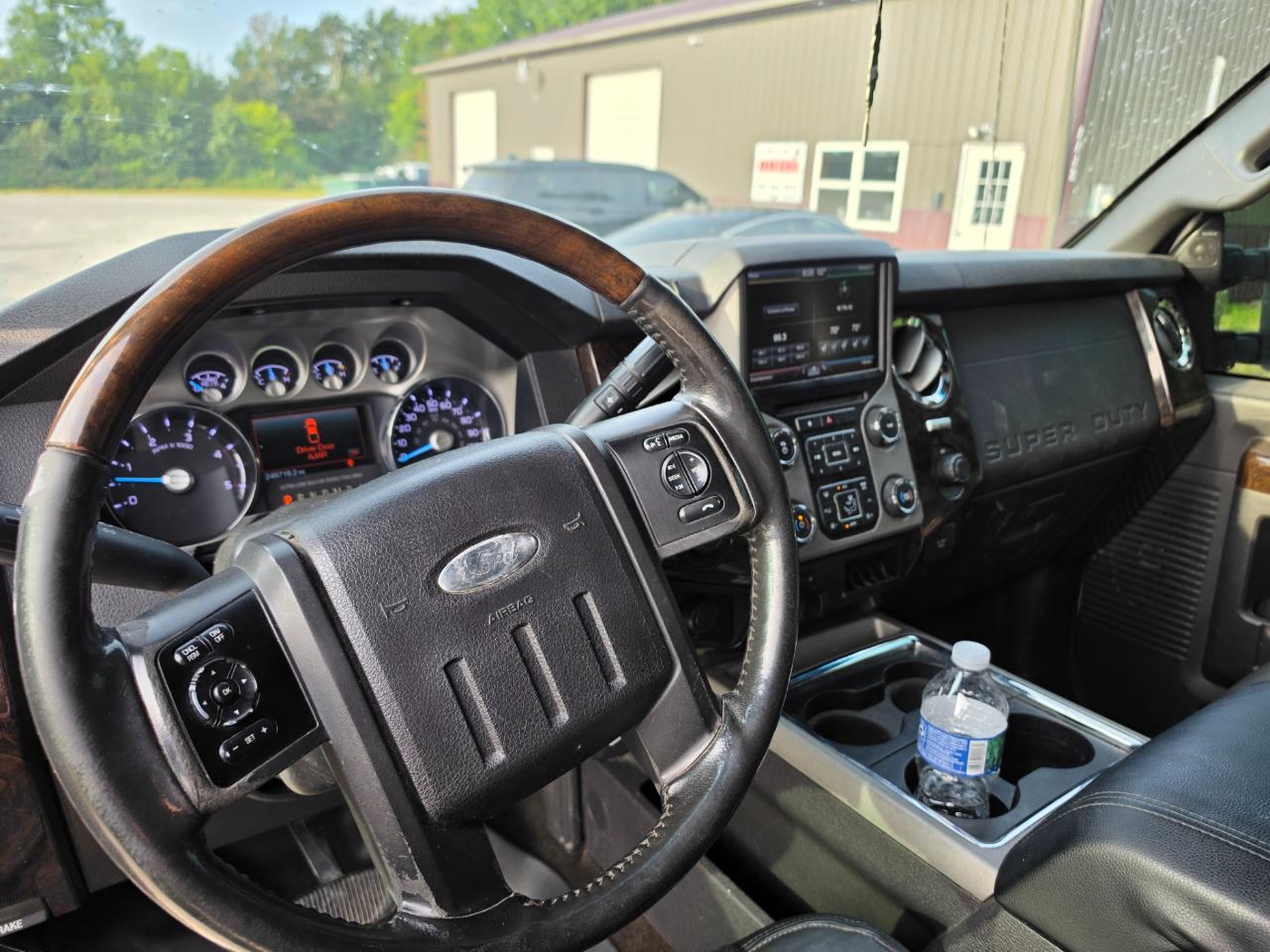 Ford F-350 SD Platinum Crew Cab Long Box 4WD 2013