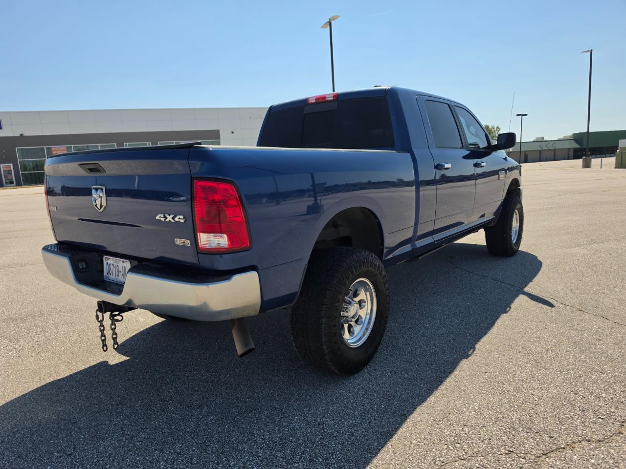 Dodge Ram 2500 Laramie Mega Cab 4WD 2011