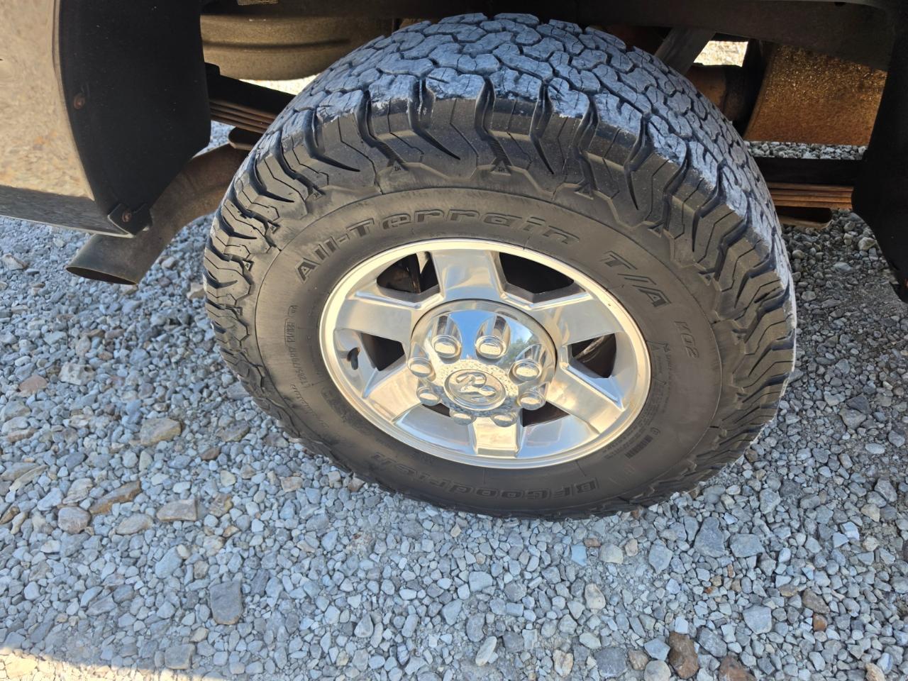 Dodge 2500 SLT Mega Cab 4WD 2010