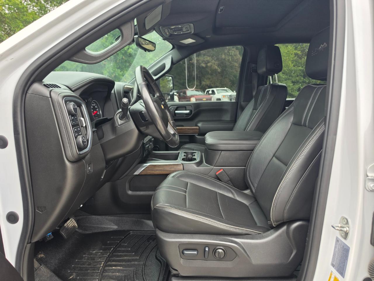 Chevrolet Silverado 2500HD High Country Crew Cab Short Box 4WD 2023