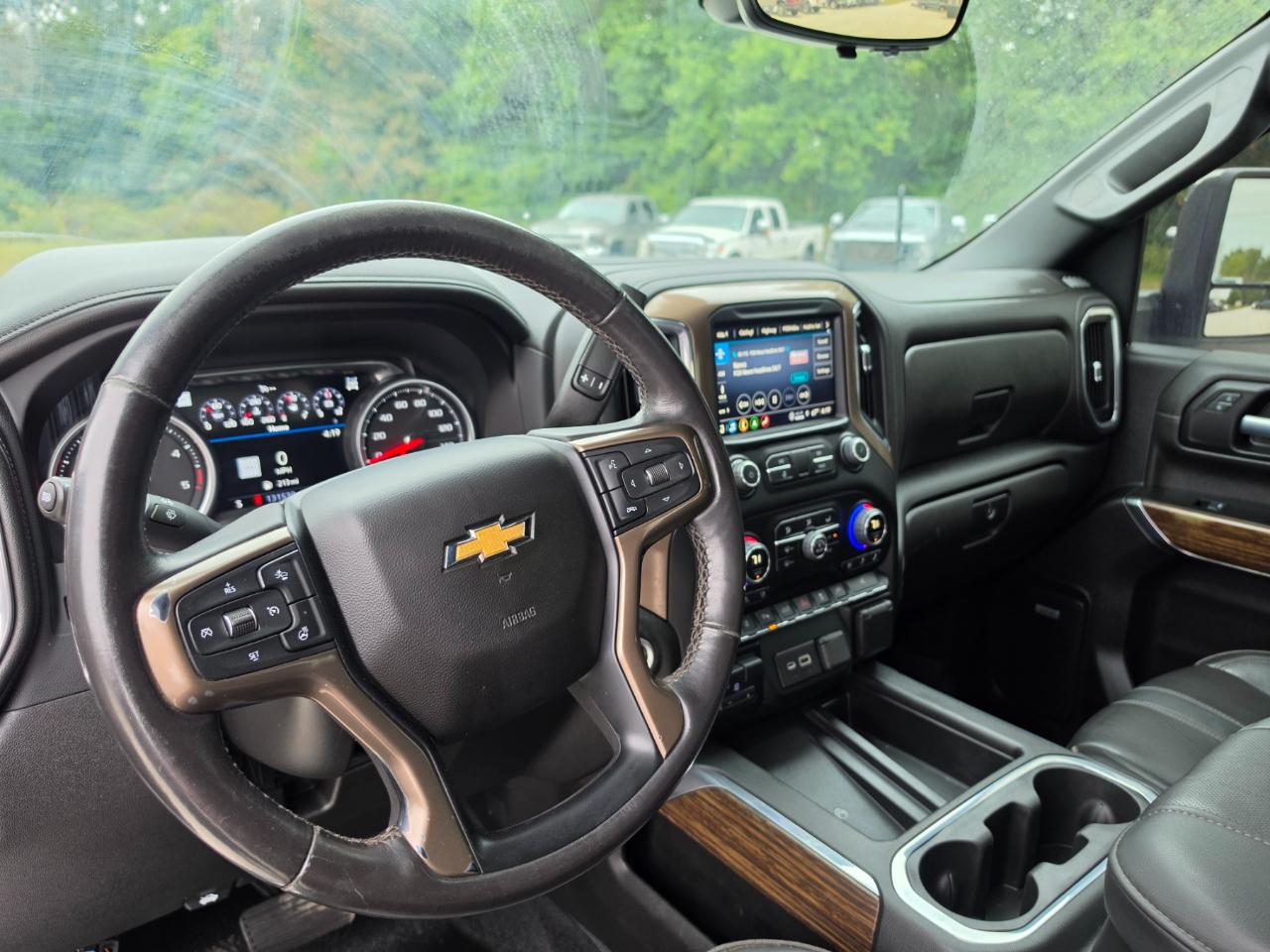 Chevrolet Silverado 2500HD High Country Crew Cab Short Box 4WD 2023