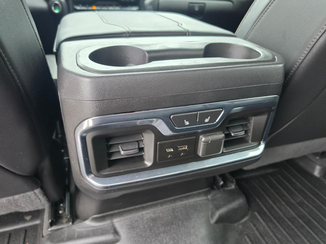 Chevrolet Silverado 2500HD High Country Crew Cab Short Box 4WD 2023