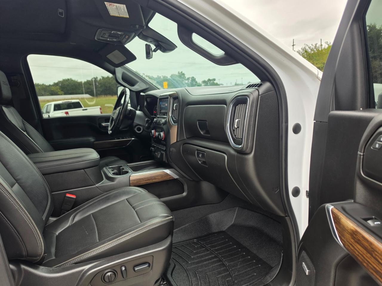 Chevrolet Silverado 2500HD High Country Crew Cab Short Box 4WD 2023
