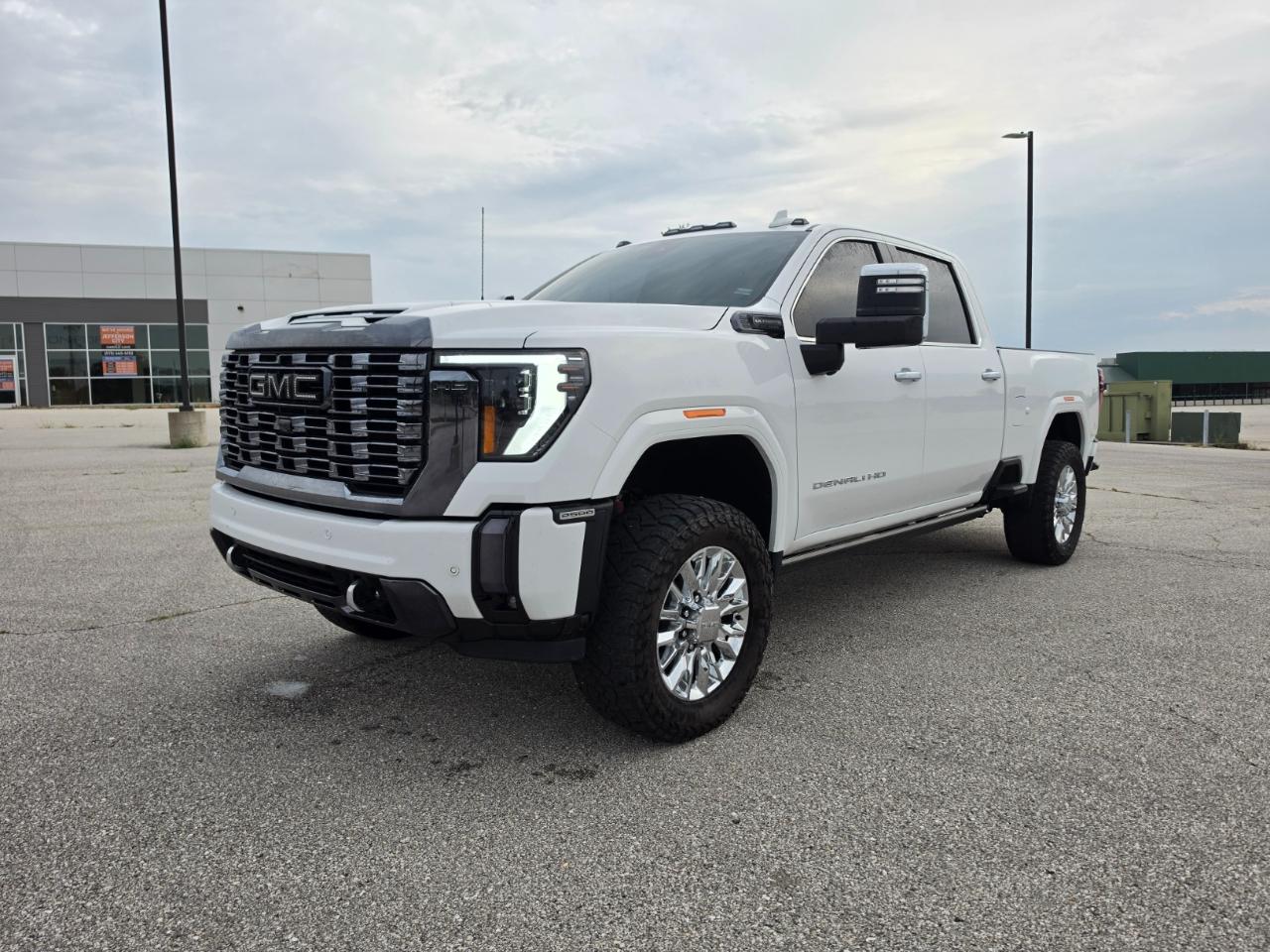 2024 GMC Sierra 2500HD Denali Ultimate Crew Cab 4WD