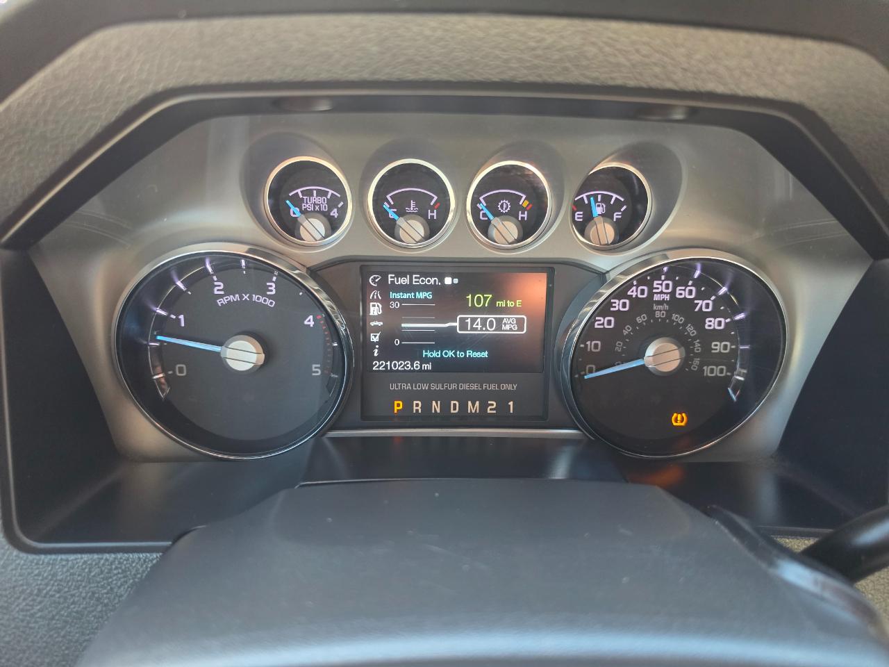 Ford F-350 SD Lariat Crew Cab 4WD 2015