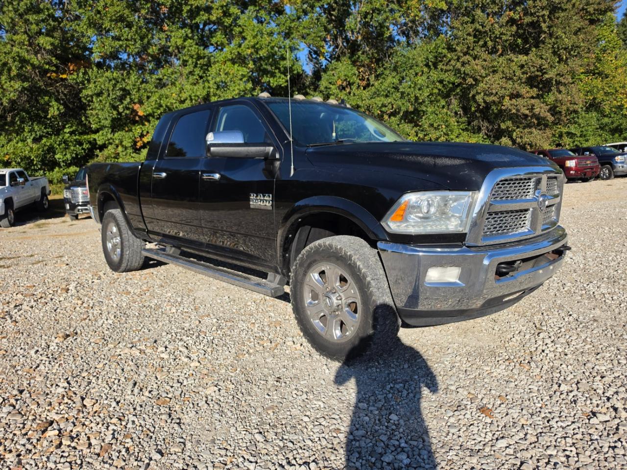 RAM 2500 Laramie Mega Cab 4WD 2015