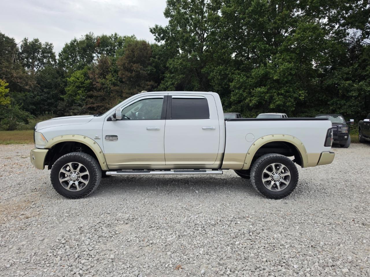 Dodge 2500 Laramie Crew Cab LWB 4WD 2011