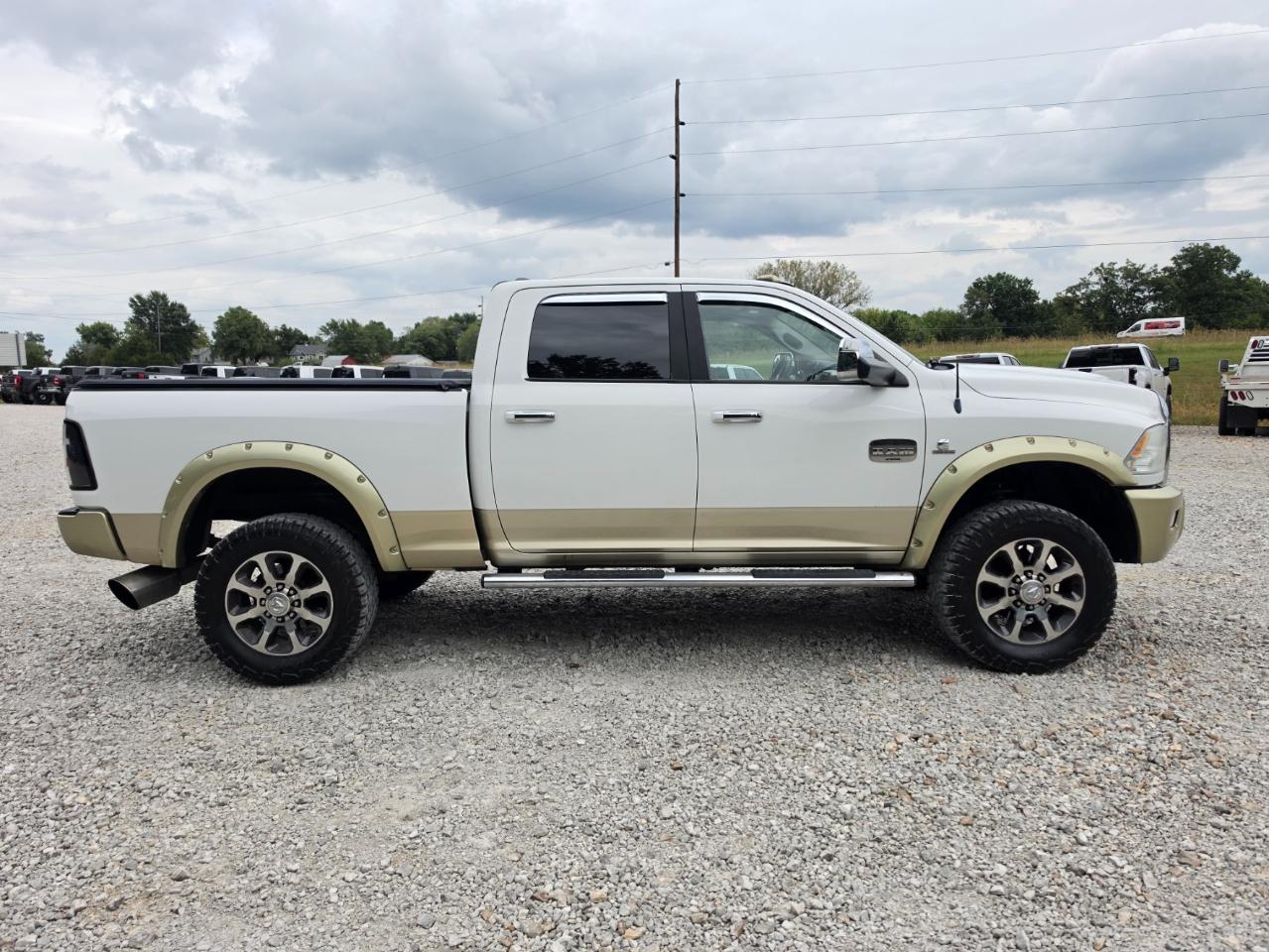 Dodge 2500 Laramie Crew Cab LWB 4WD 2011
