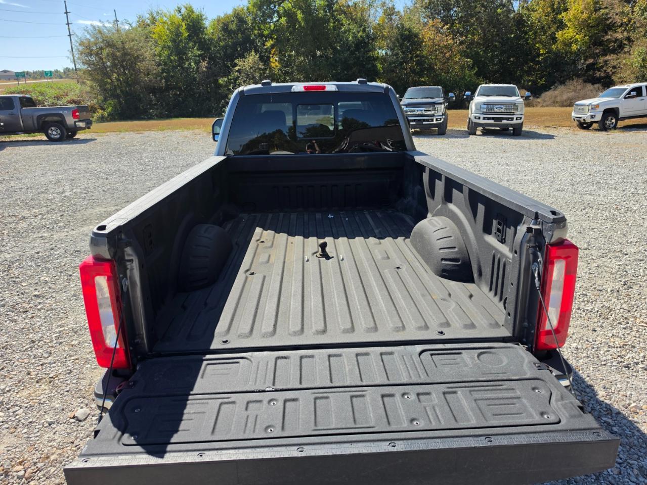 2025 Ford F-350 Super Duty XL - Photo 9