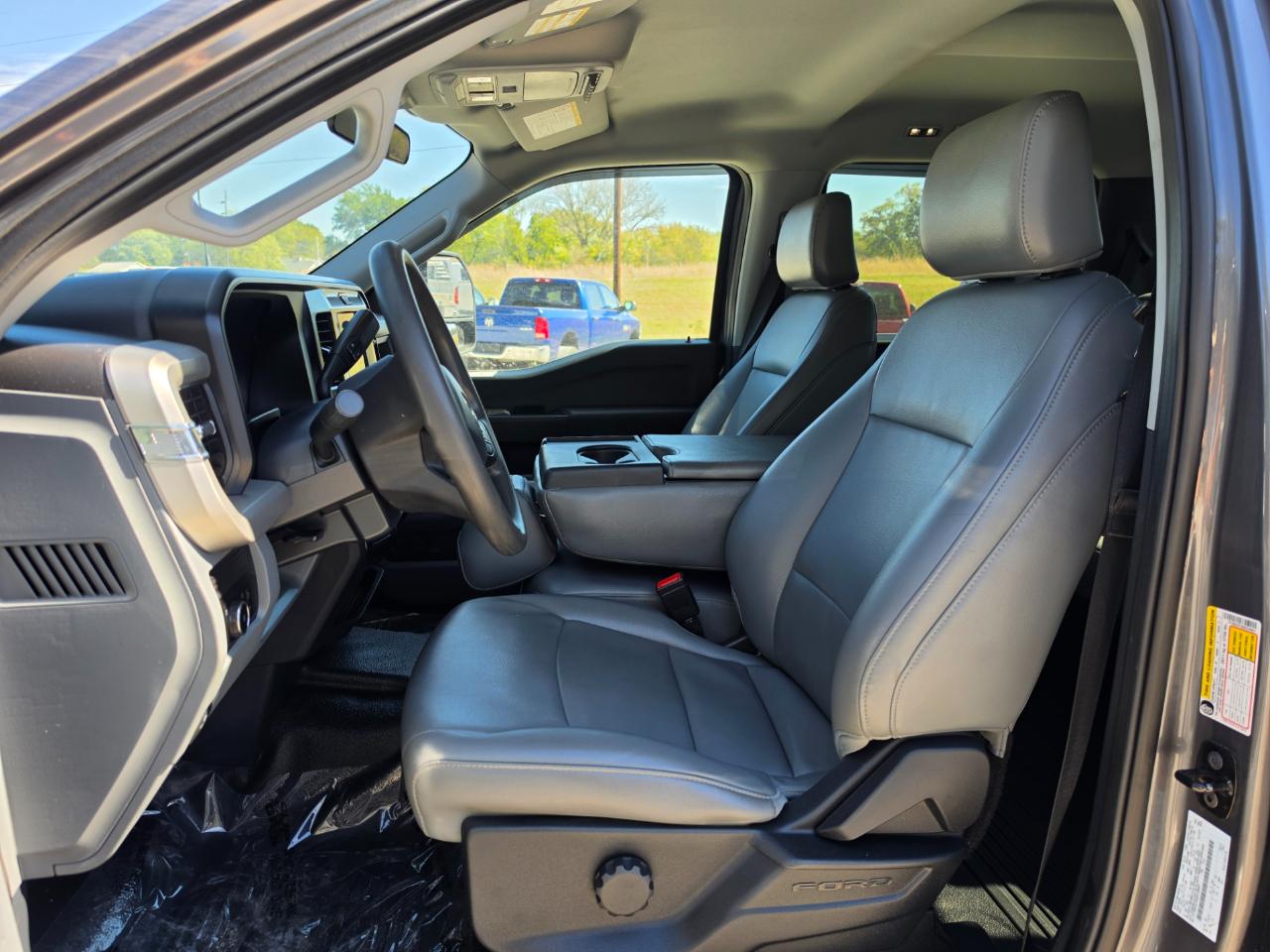 2025 Ford F-350 Super Duty XL - Photo 10