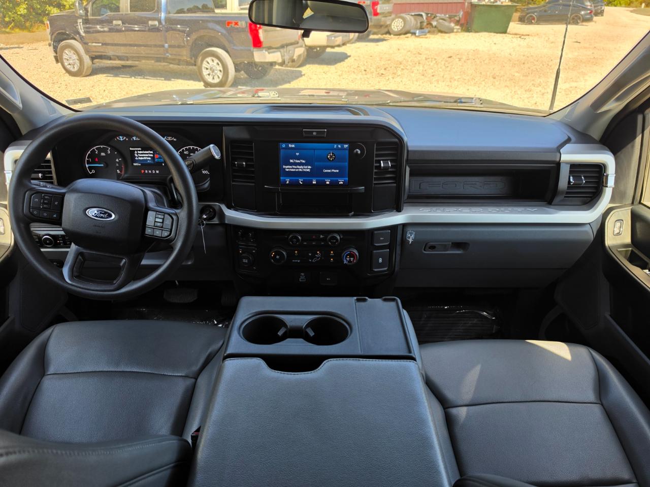 2025 Ford F-350 Super Duty XL - Photo 14