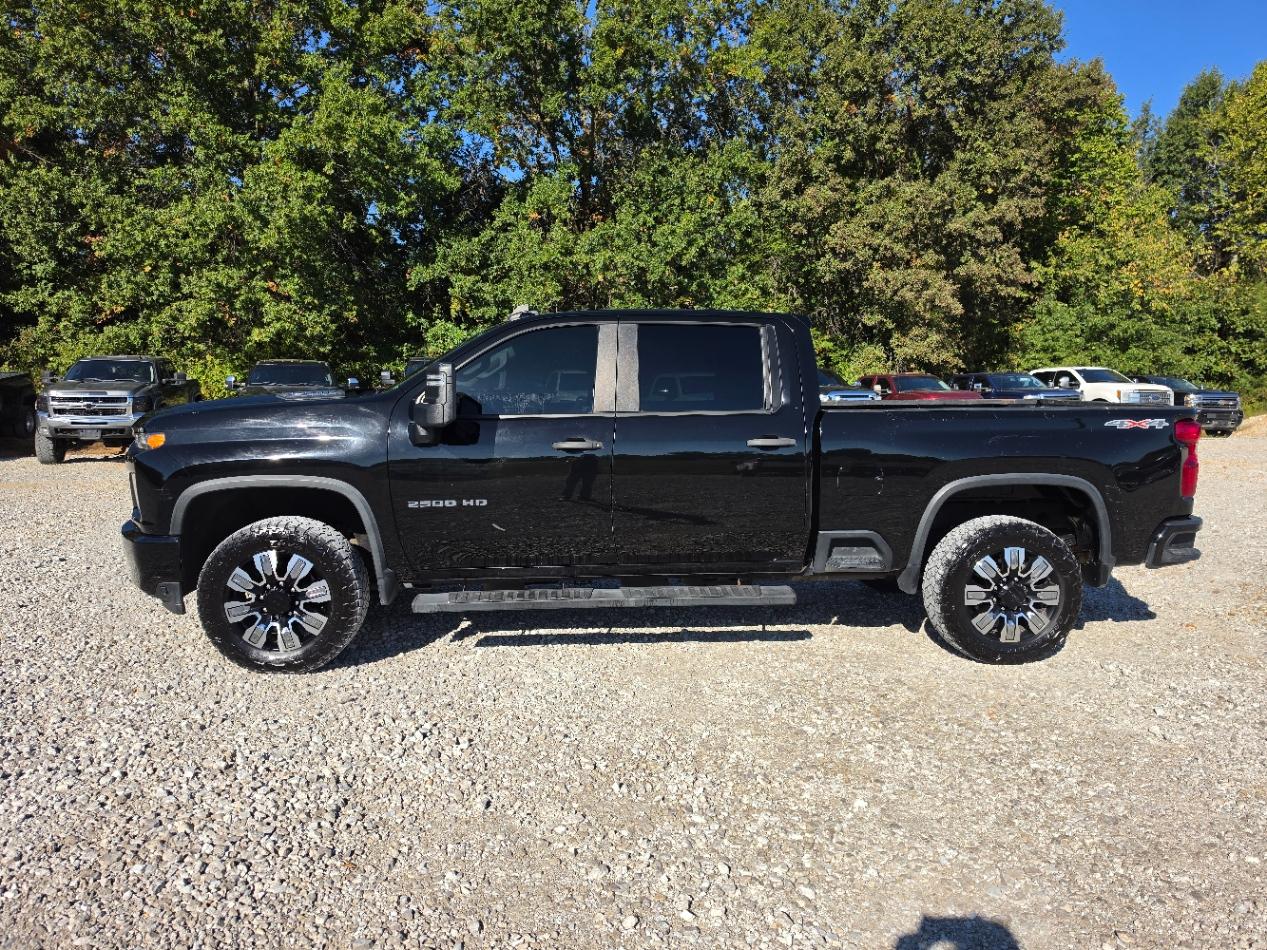 Chevrolet Silverado 2500HD Custom Crew Cab Long Box 4WD 2023