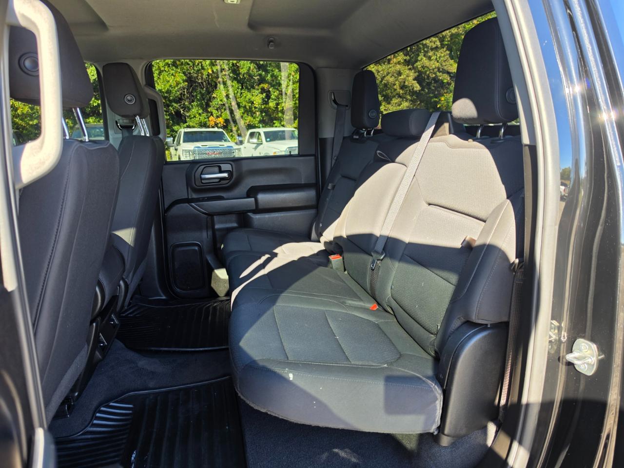 Chevrolet Silverado 2500HD Custom Crew Cab Long Box 4WD 2023