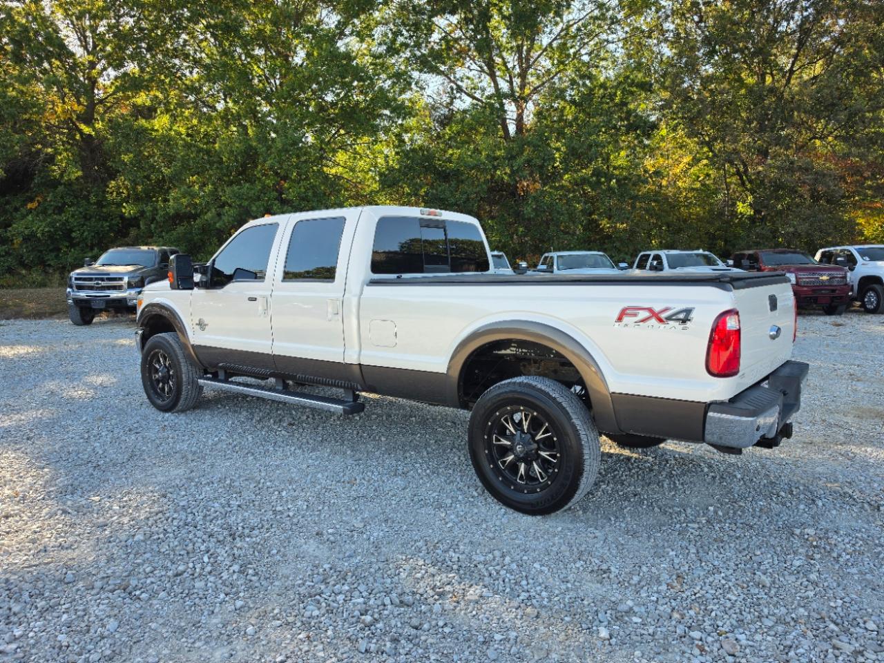 Ford F-350 SD Lariat Crew Cab 4WD 2015