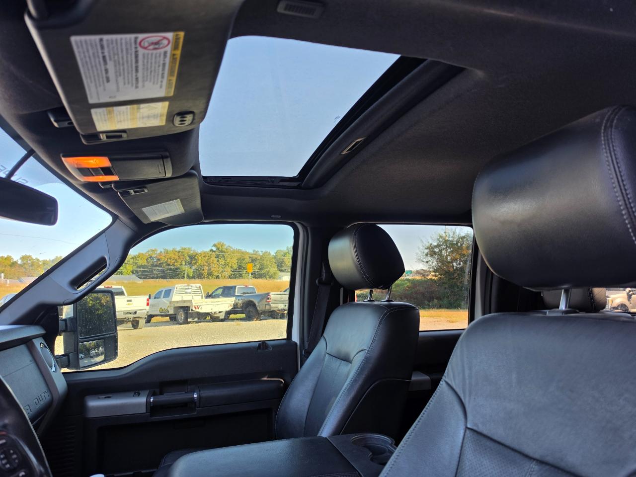 Ford F-350 SD Lariat Crew Cab 4WD 2015