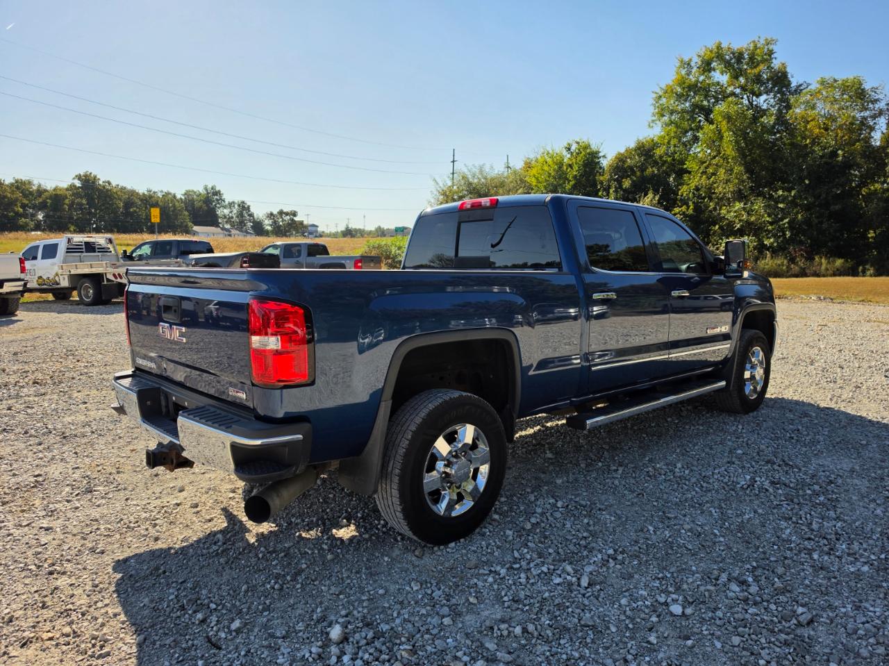 GMC Sierra 2500HD SLE Crew Cab 4WD 2015