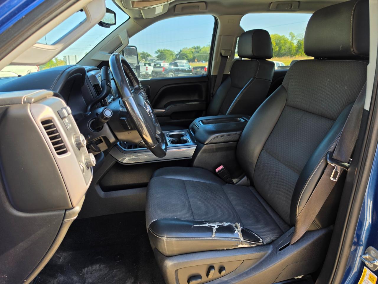 GMC Sierra 2500HD SLE Crew Cab 4WD 2015