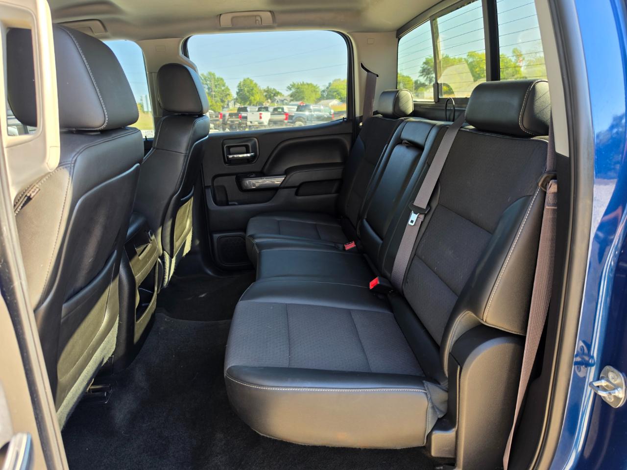 GMC Sierra 2500HD SLE Crew Cab 4WD 2015