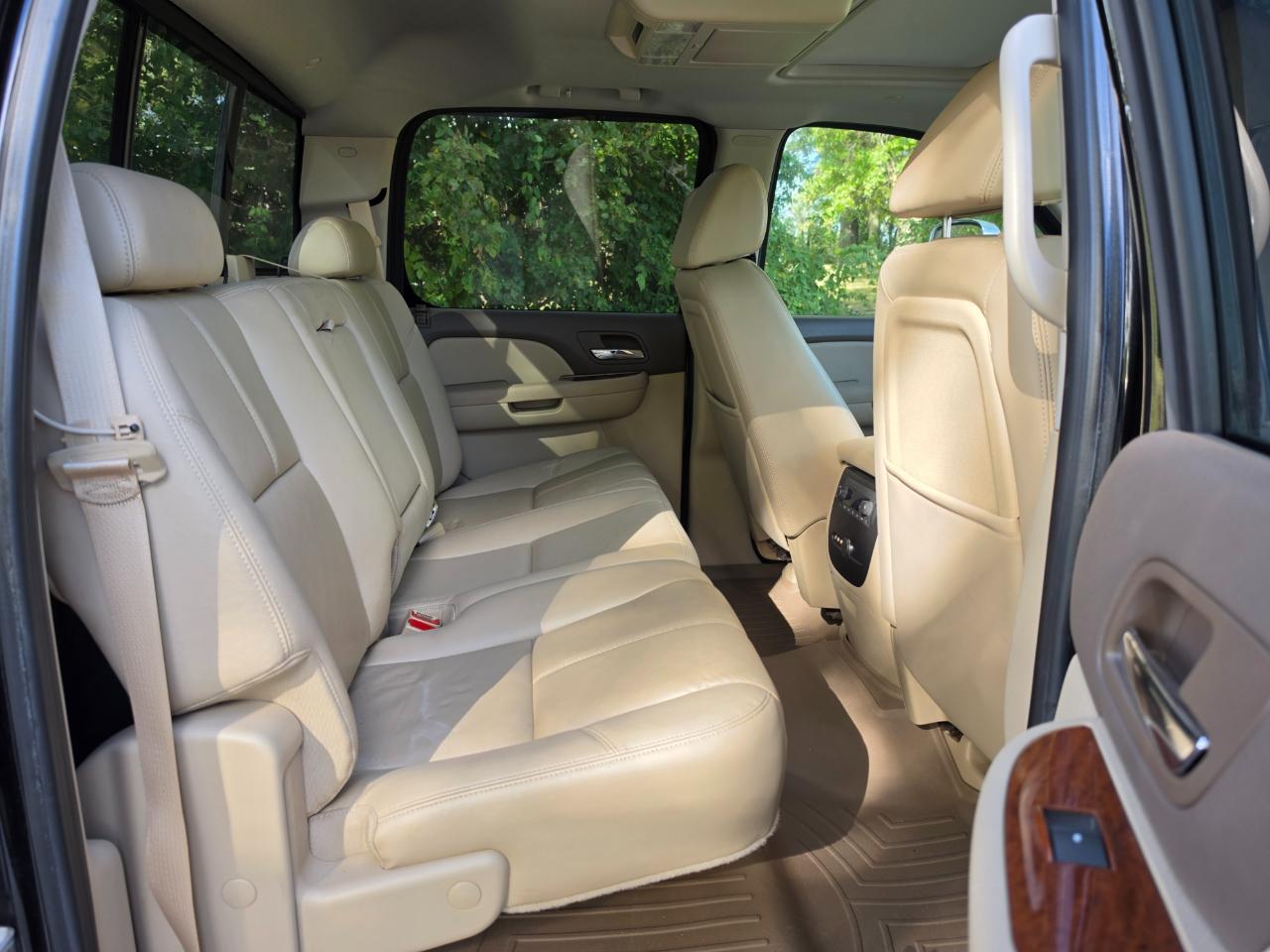 GMC Sierra 3500HD SLT Crew Cab DRW 4WD 2008