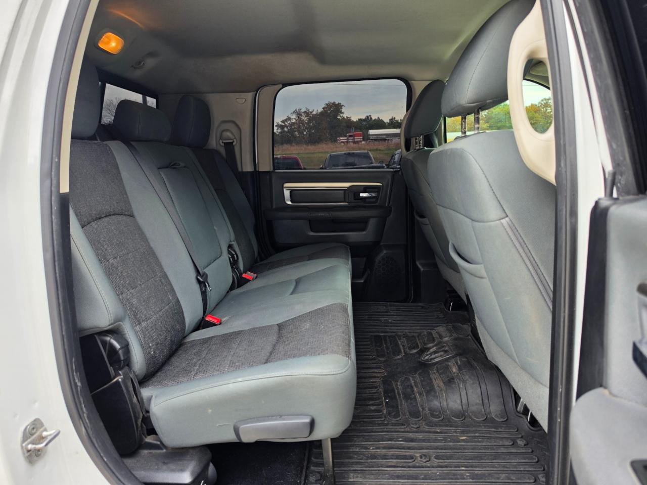 RAM 3500 Big Horn Mega Cab 4WD 2013