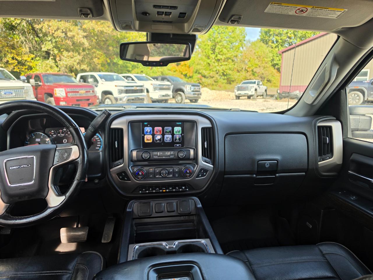 GMC Sierra 2500HD Denali Crew Cab 4WD 2017