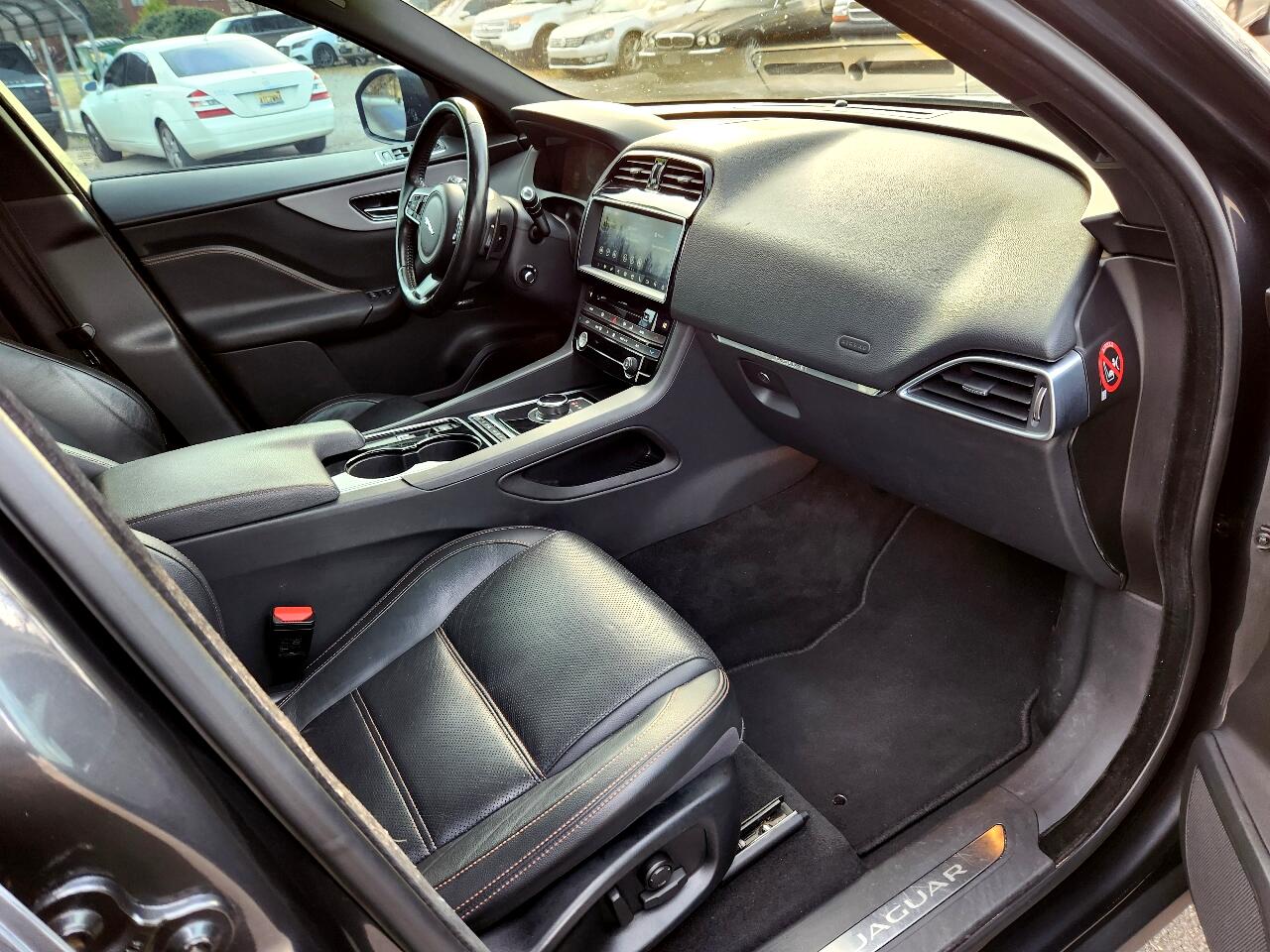 Jaguar F-Pace 35t Prestige 2017