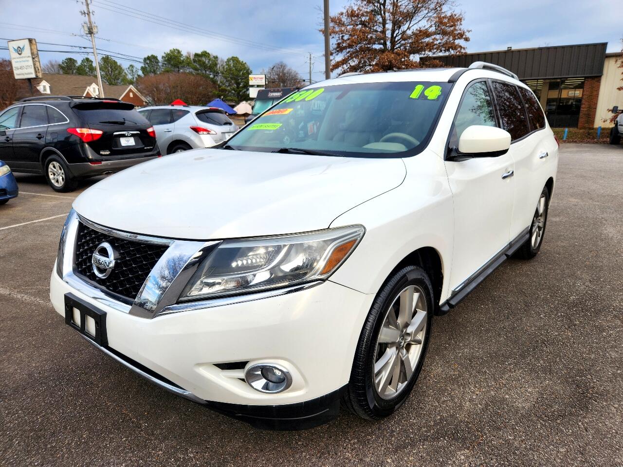 Nissan Pathfinder SL 2WD 2014