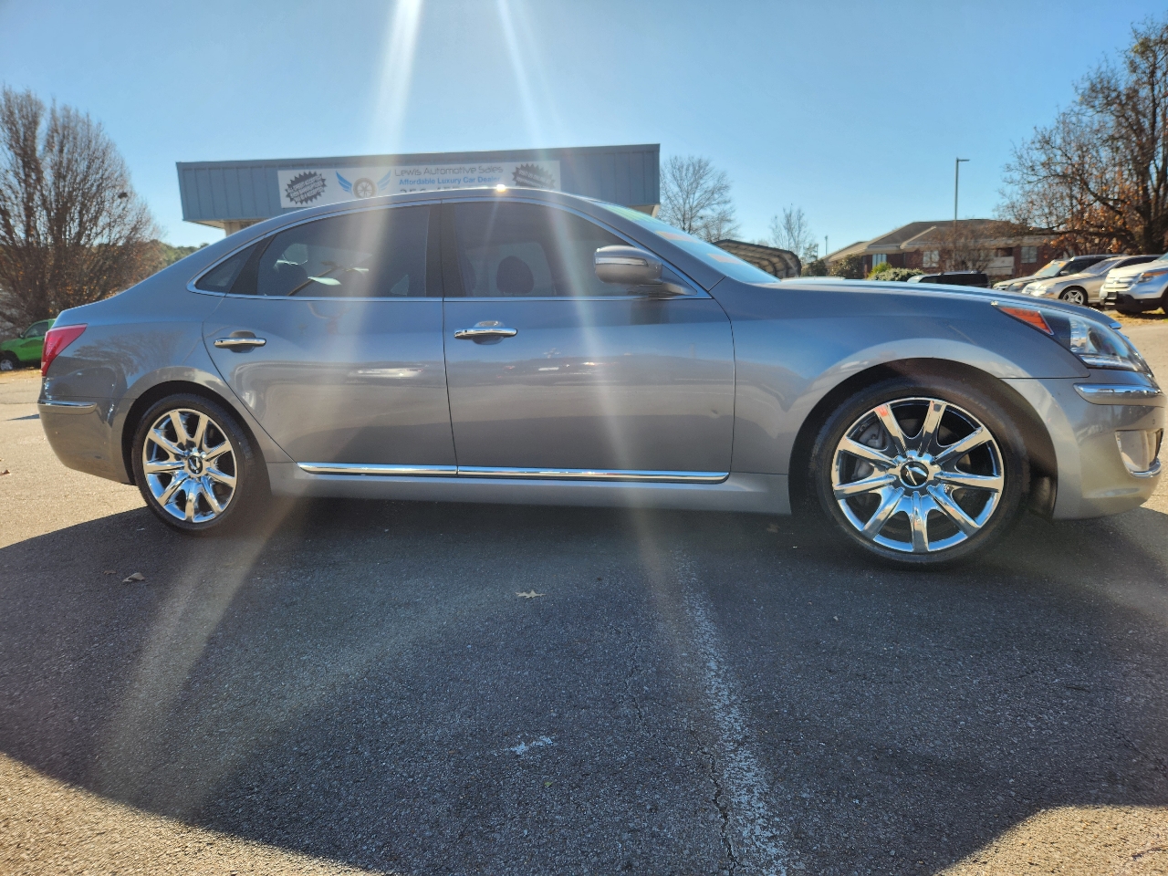 Hyundai Equus Signature 2012