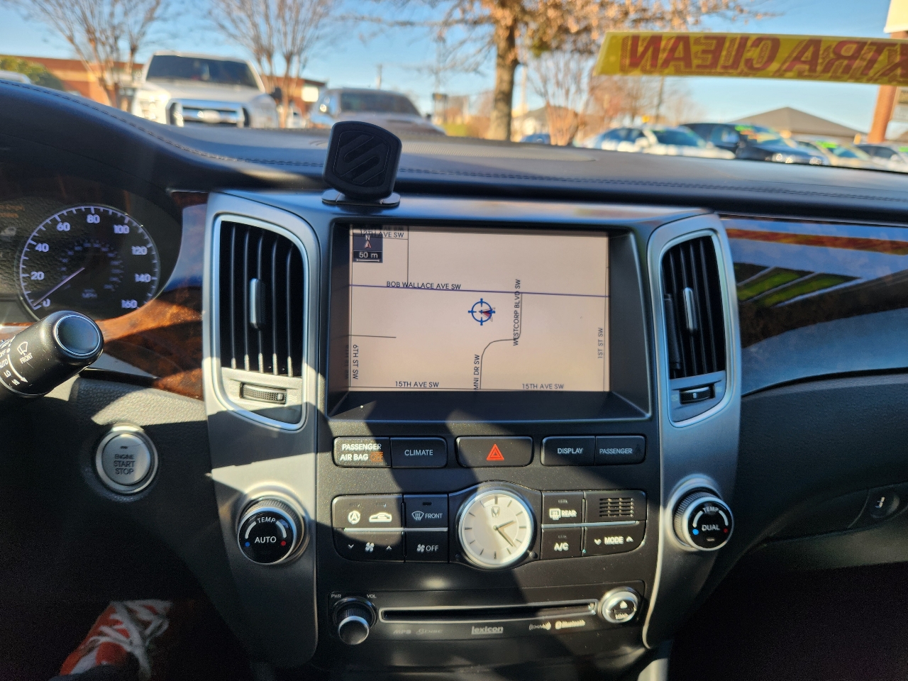 Hyundai Equus Signature 2012