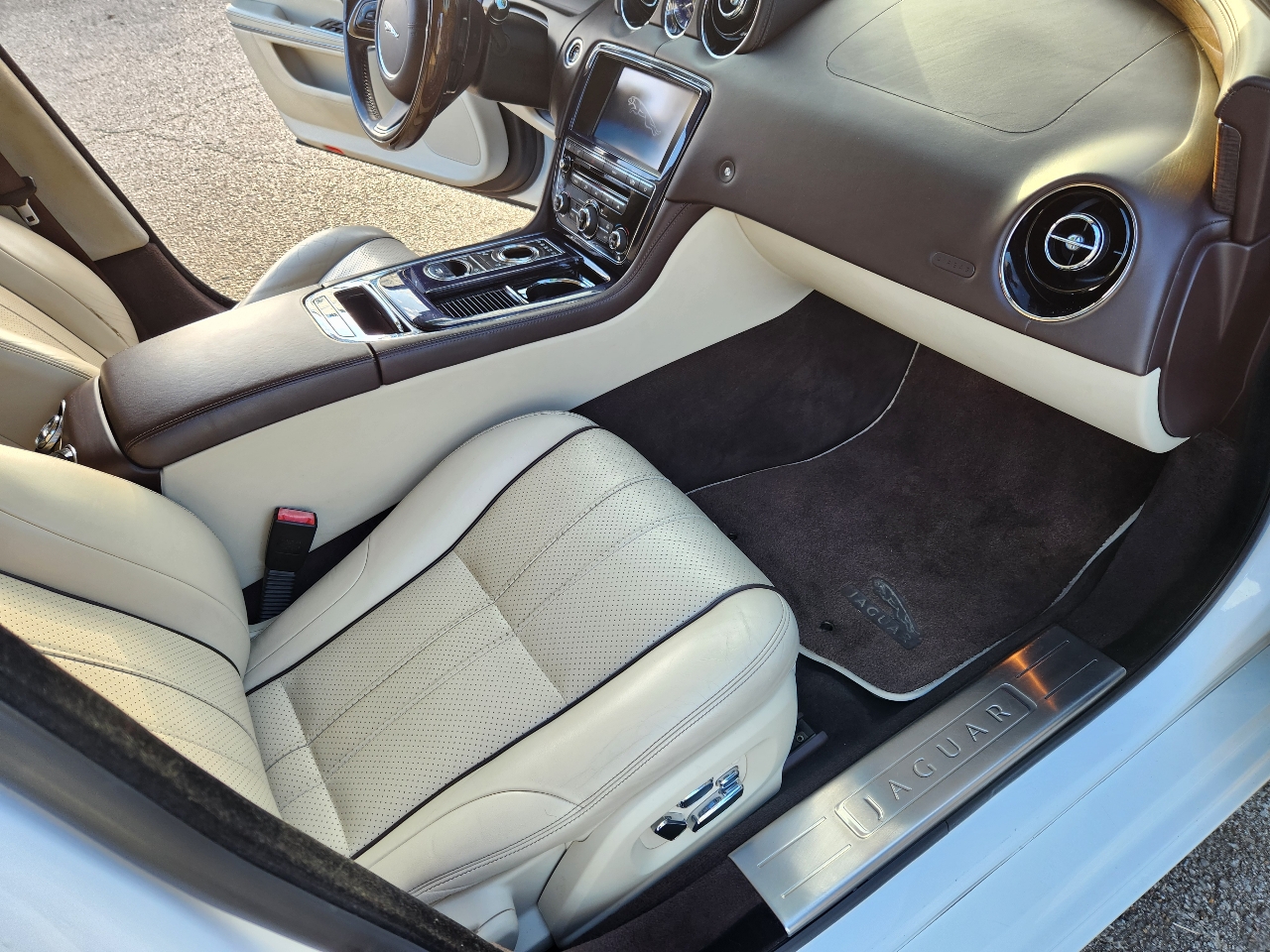 Jaguar XJ-Series XJ Supercharged 2011