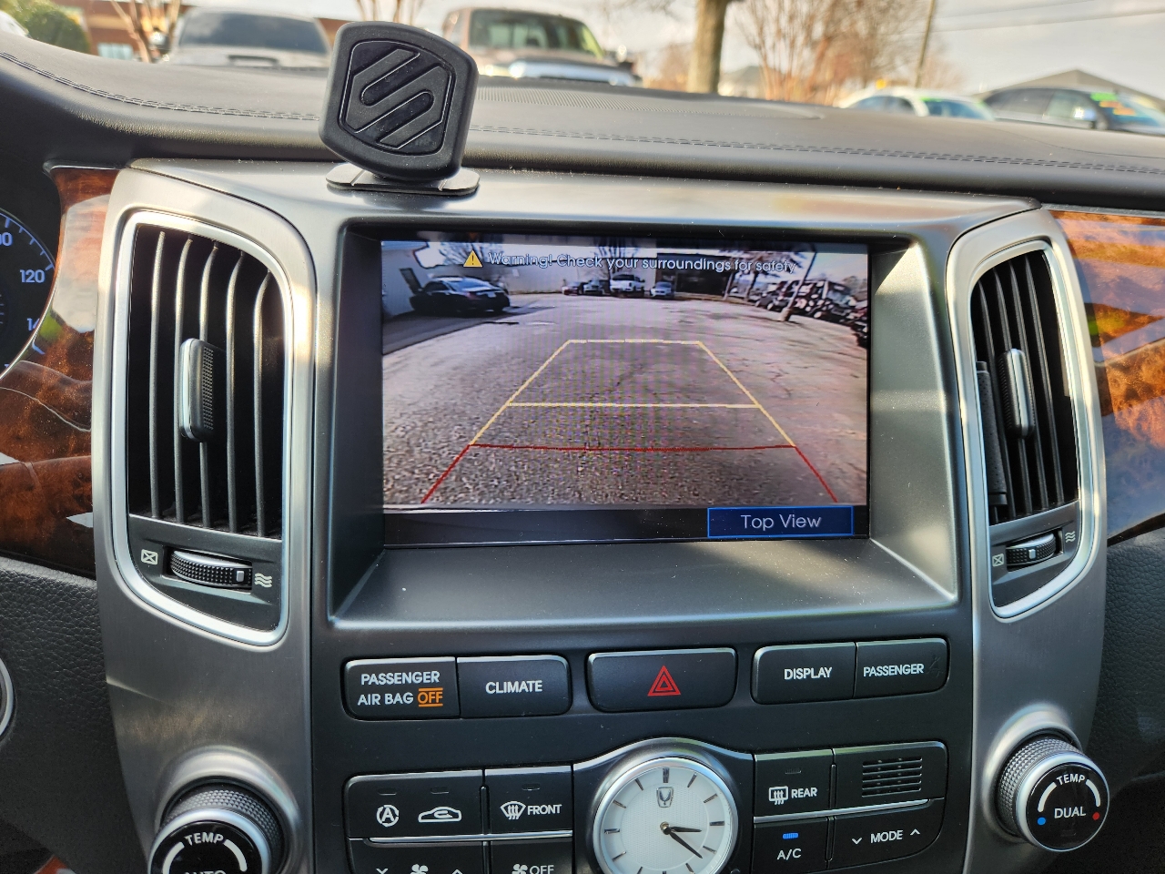 Hyundai Equus Signature 2012