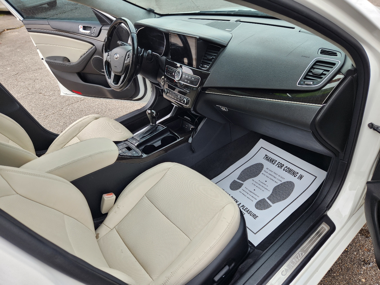 Kia Cadenza Premium 2015