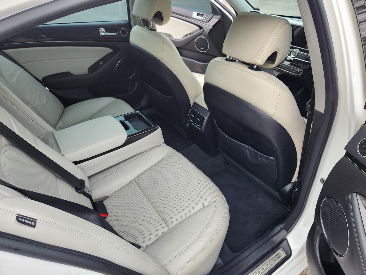 Kia Cadenza Premium 2015