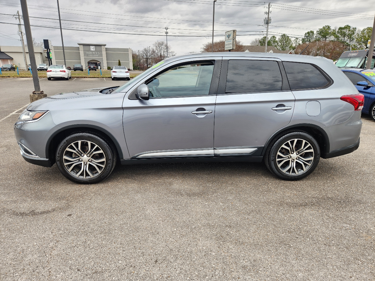 Mitsubishi Outlander SE 2WD 2016