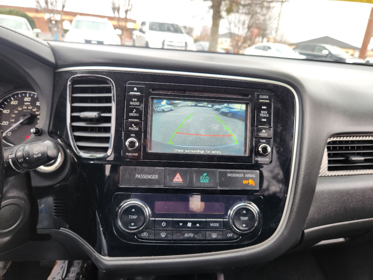 Mitsubishi Outlander SE 2WD 2016